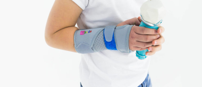 Pediatric stabilizing wrist brace EB‑N‑01 | 4Kids - Ortezy dla dzieci
